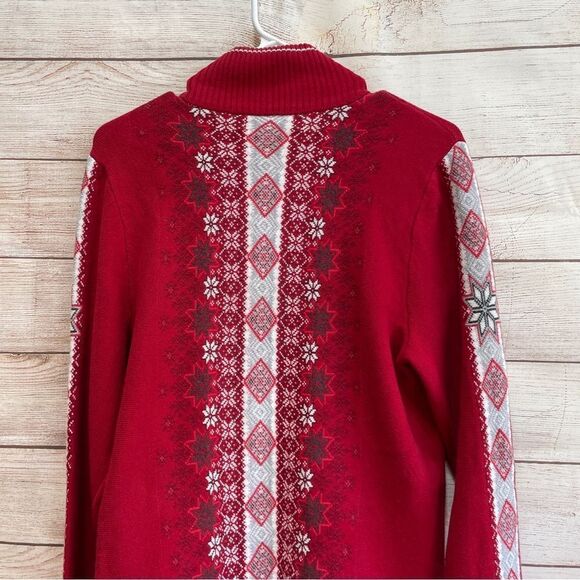 VINTAGE EDDIE BAUER ZIP FRONT SWEATER IN SNOWFLAKE FAIR ISLE DESIGN - Picture 5 of 9